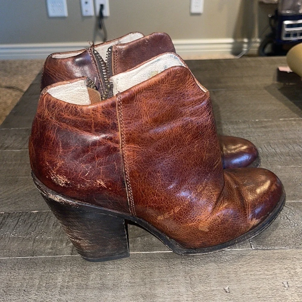 Freebirds Detroit cognac ankle boots